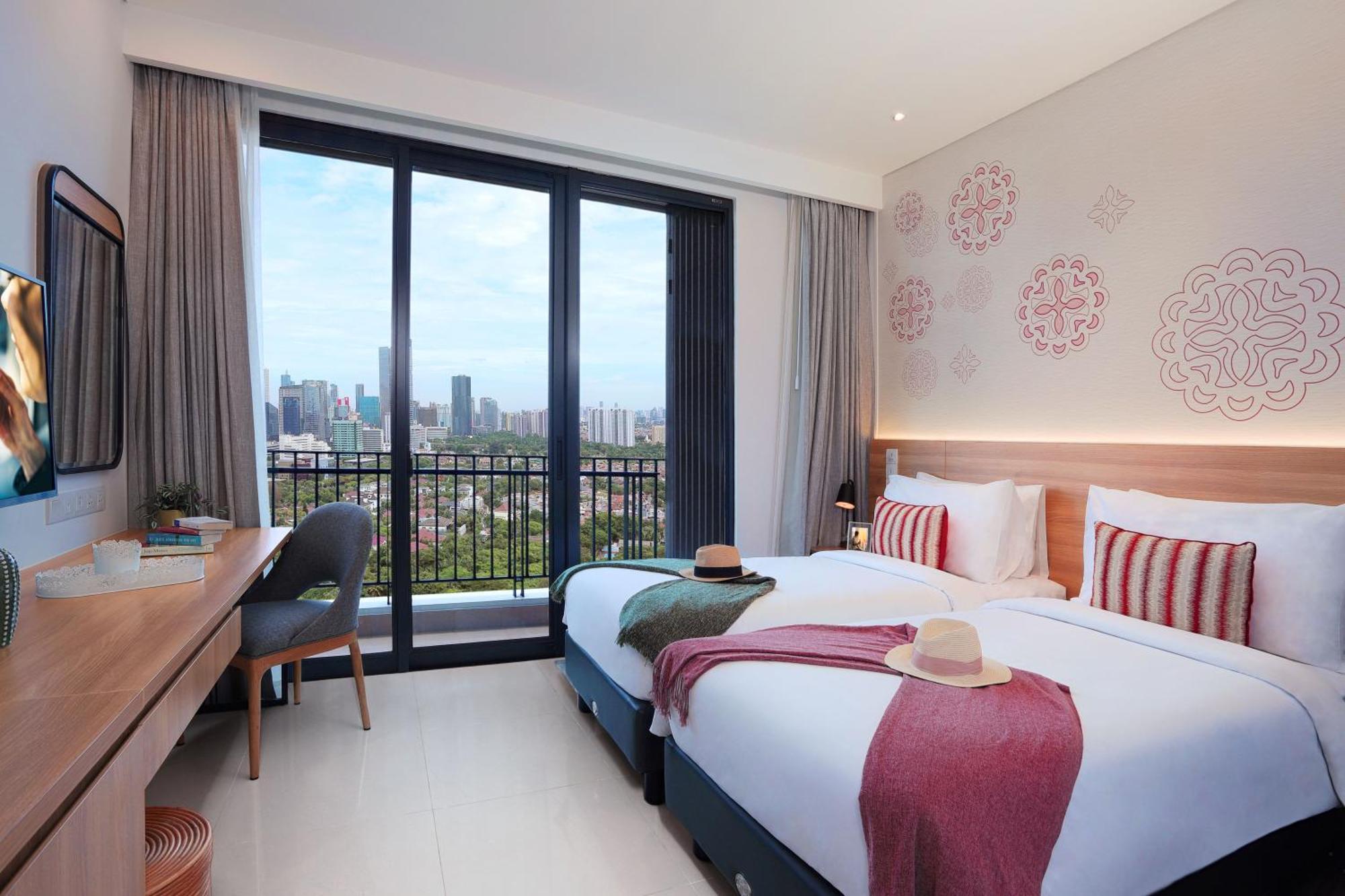 Studio Suite Twin